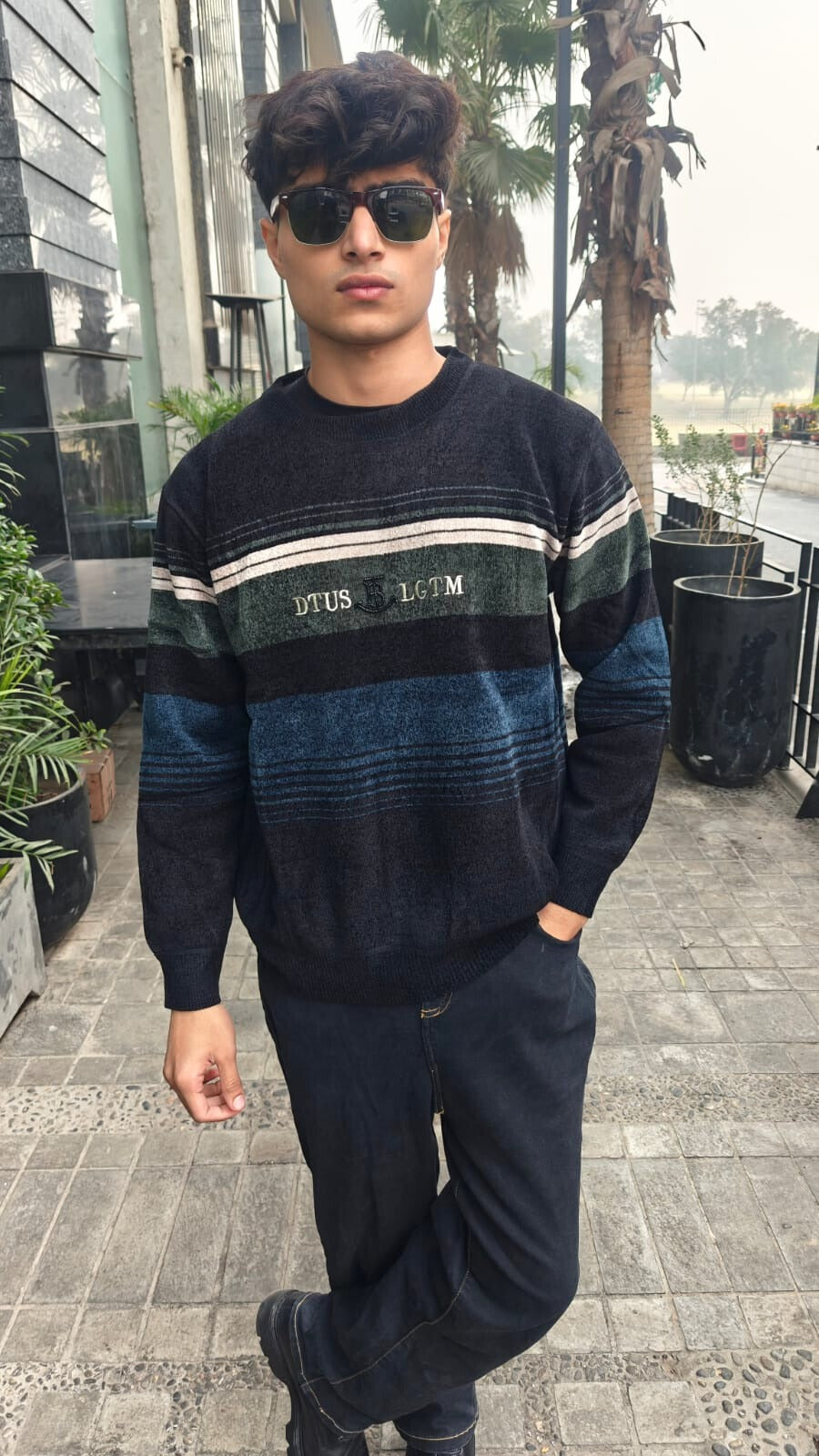 Mens imported green and black  lining sweater