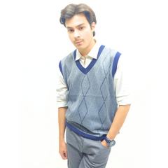 Men’s gray sleeveless imported sweater