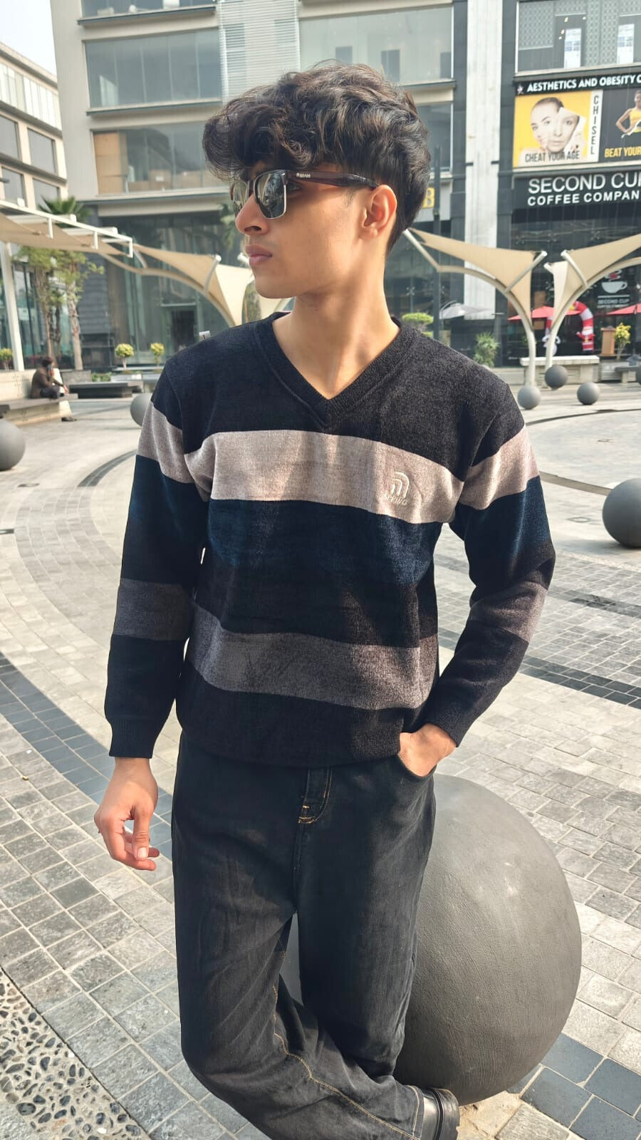 Mens imported blue lining sweater